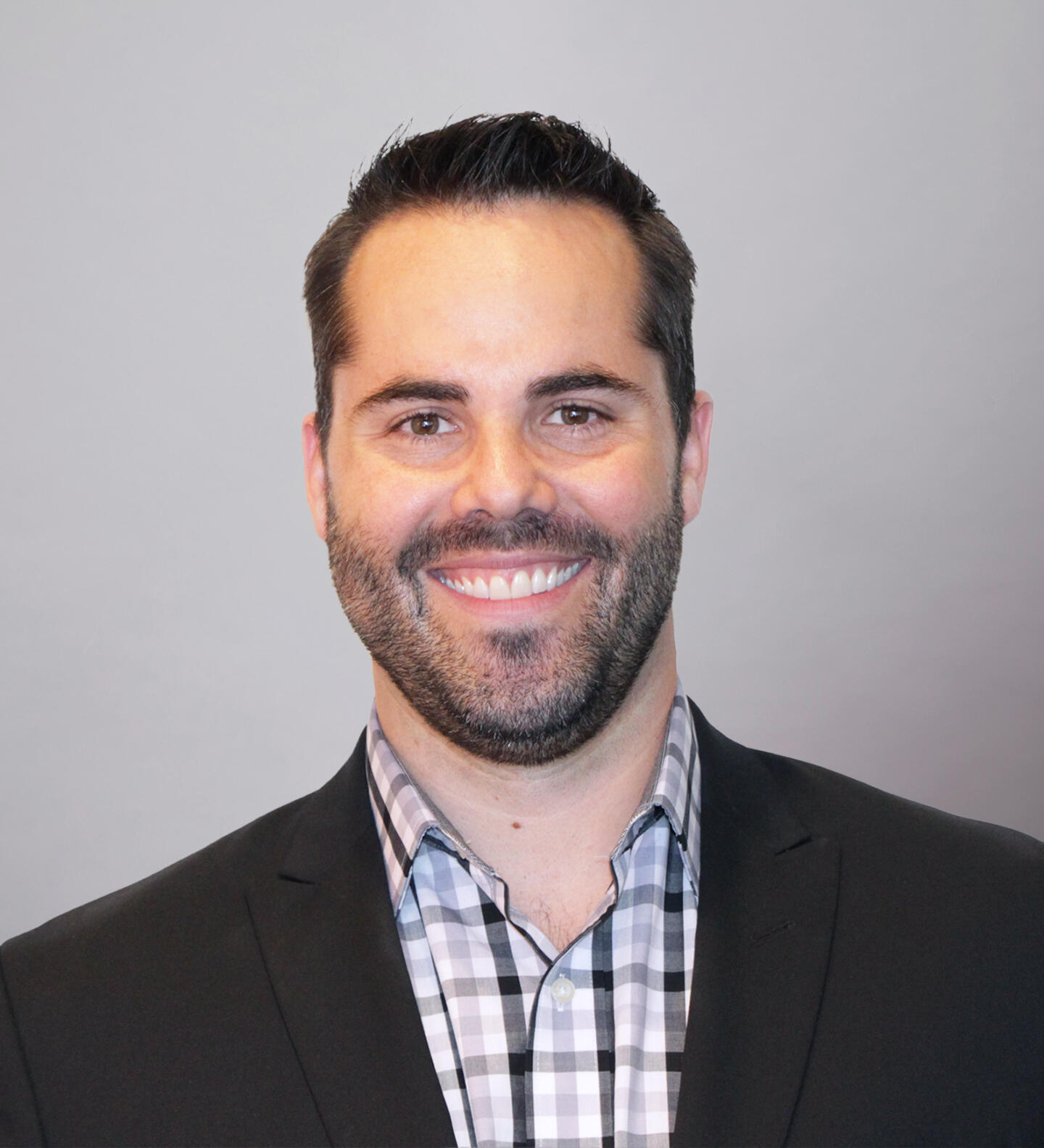 Mike Henrichs headshot